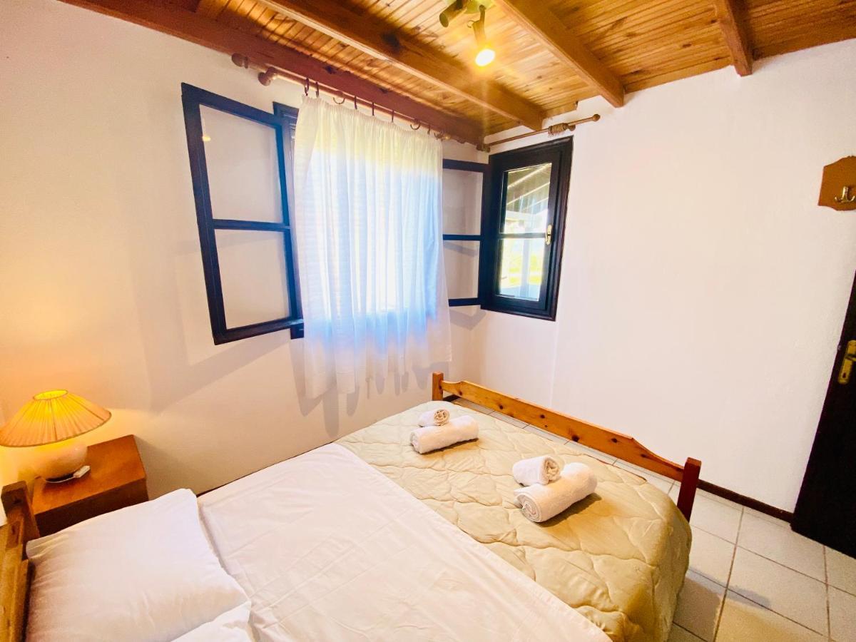 Meltemi Rock House Villa Kalandra Exterior photo