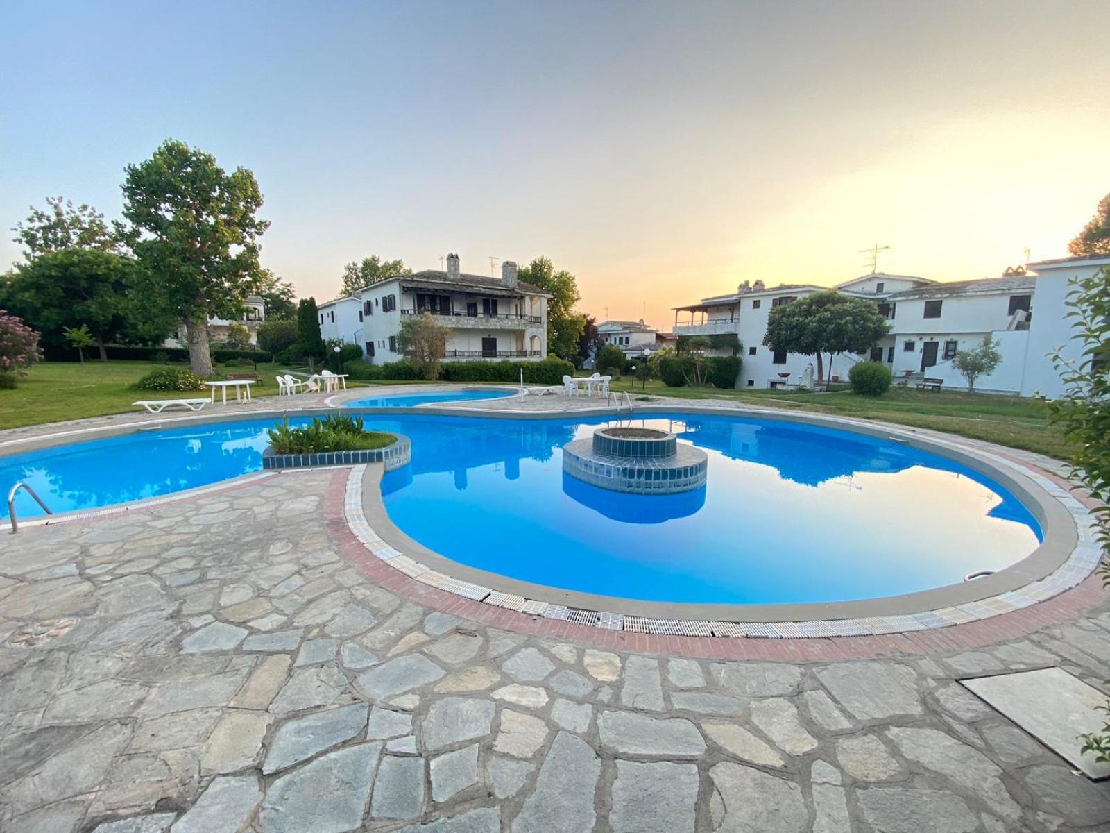 Meltemi Rock House Villa Kalandra Exterior photo